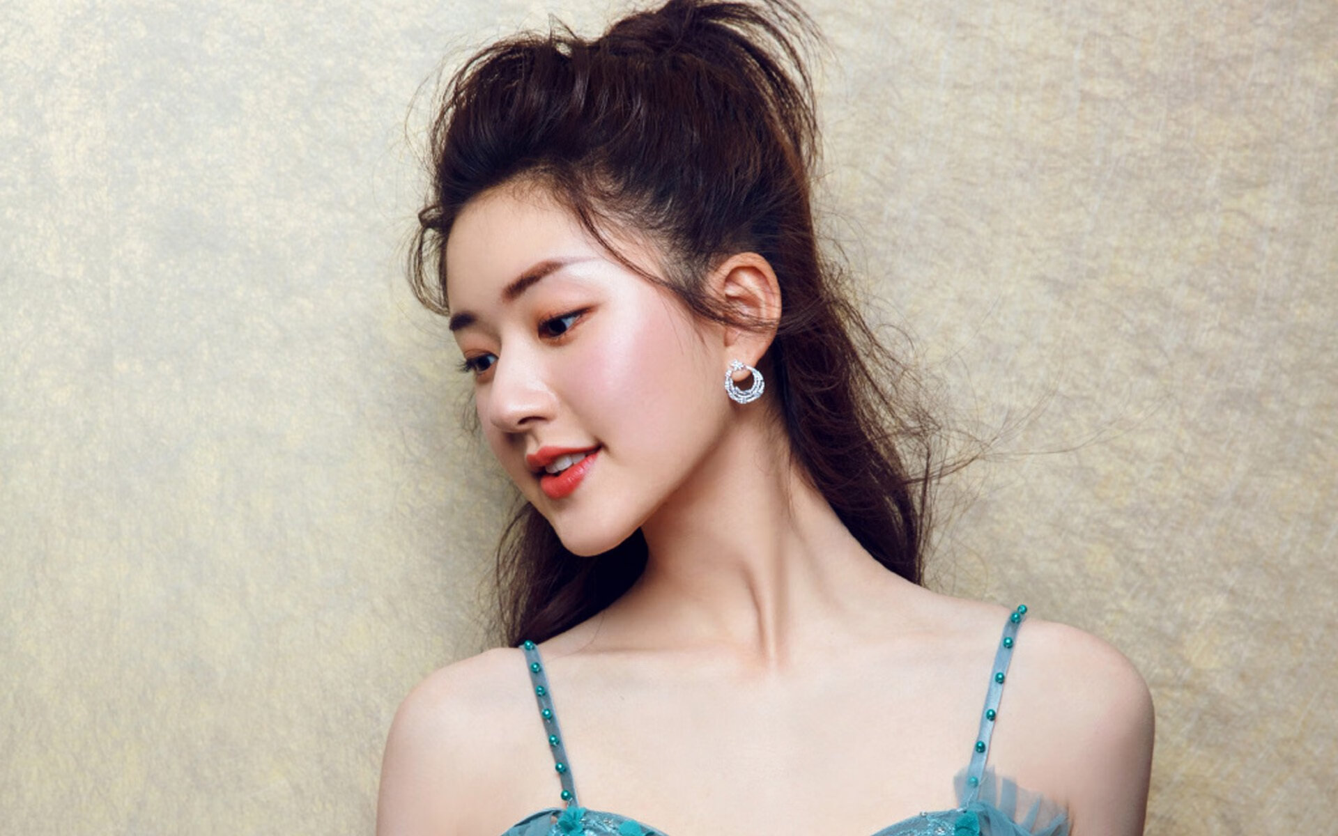 kaiyun-乌拉圭男足在巴黎奥运会比赛中以2-1战胜阿根廷，乌拉圭足球冠军