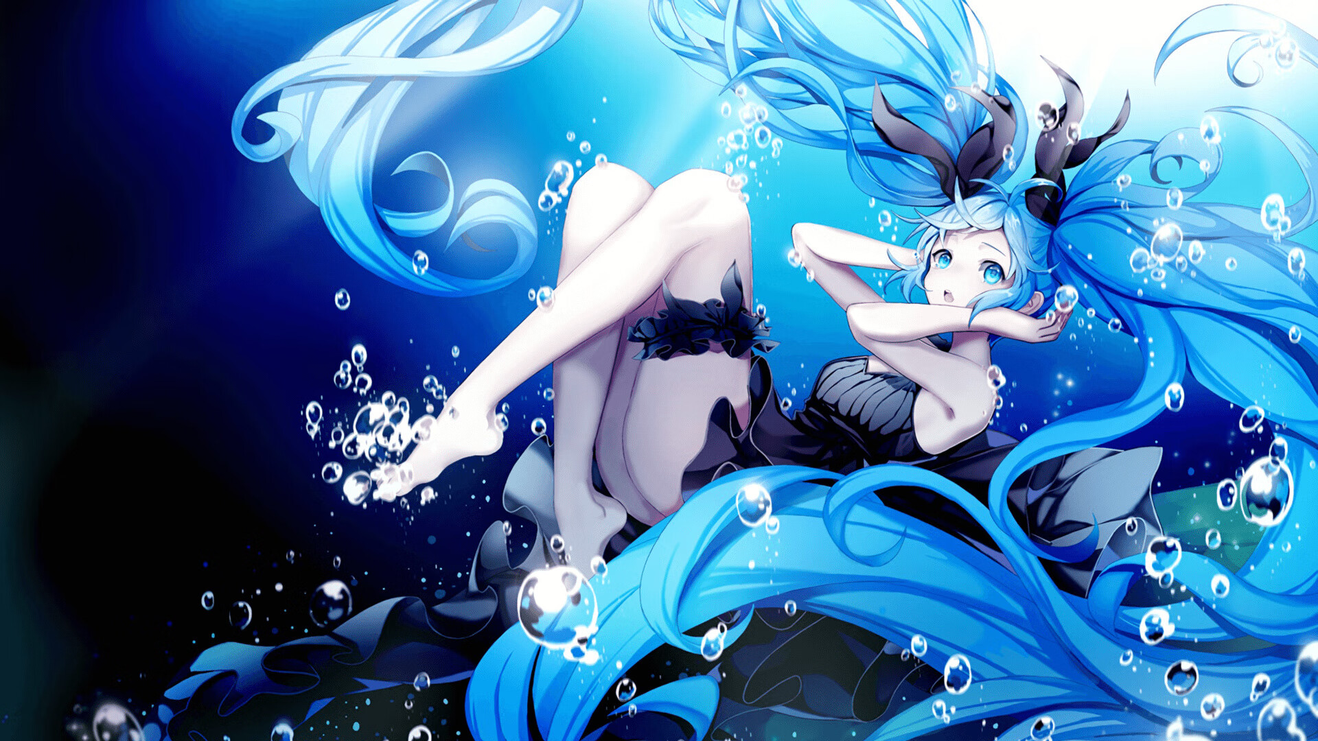 两队风格迥异,对抗看点十足,两名对抗的队员